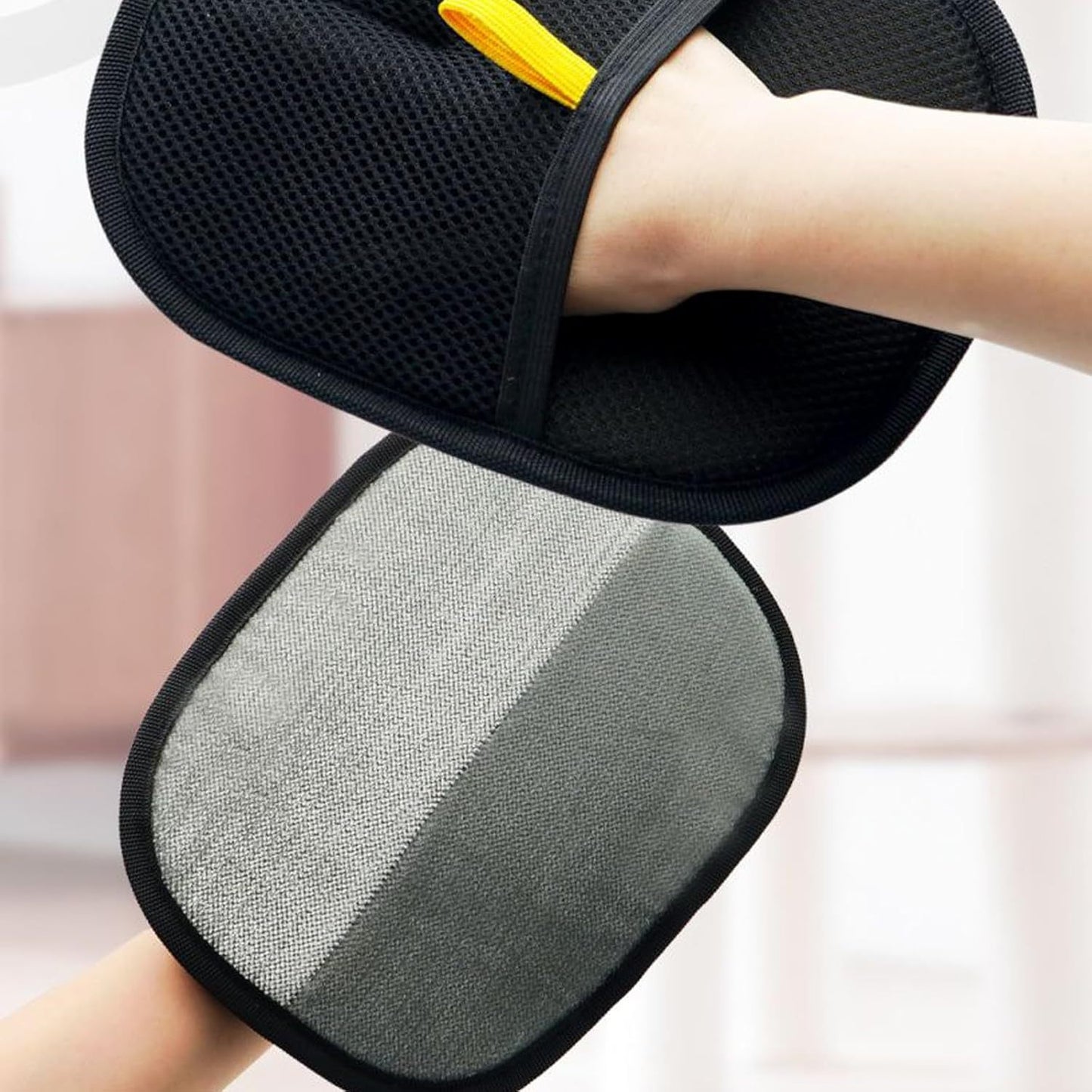 Electrostatic Pet Hair Removal Glove